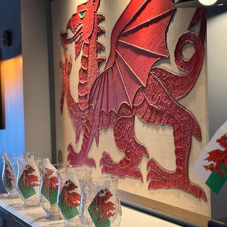 Y Castell Hotell Caernarfon Eksteriør bilde